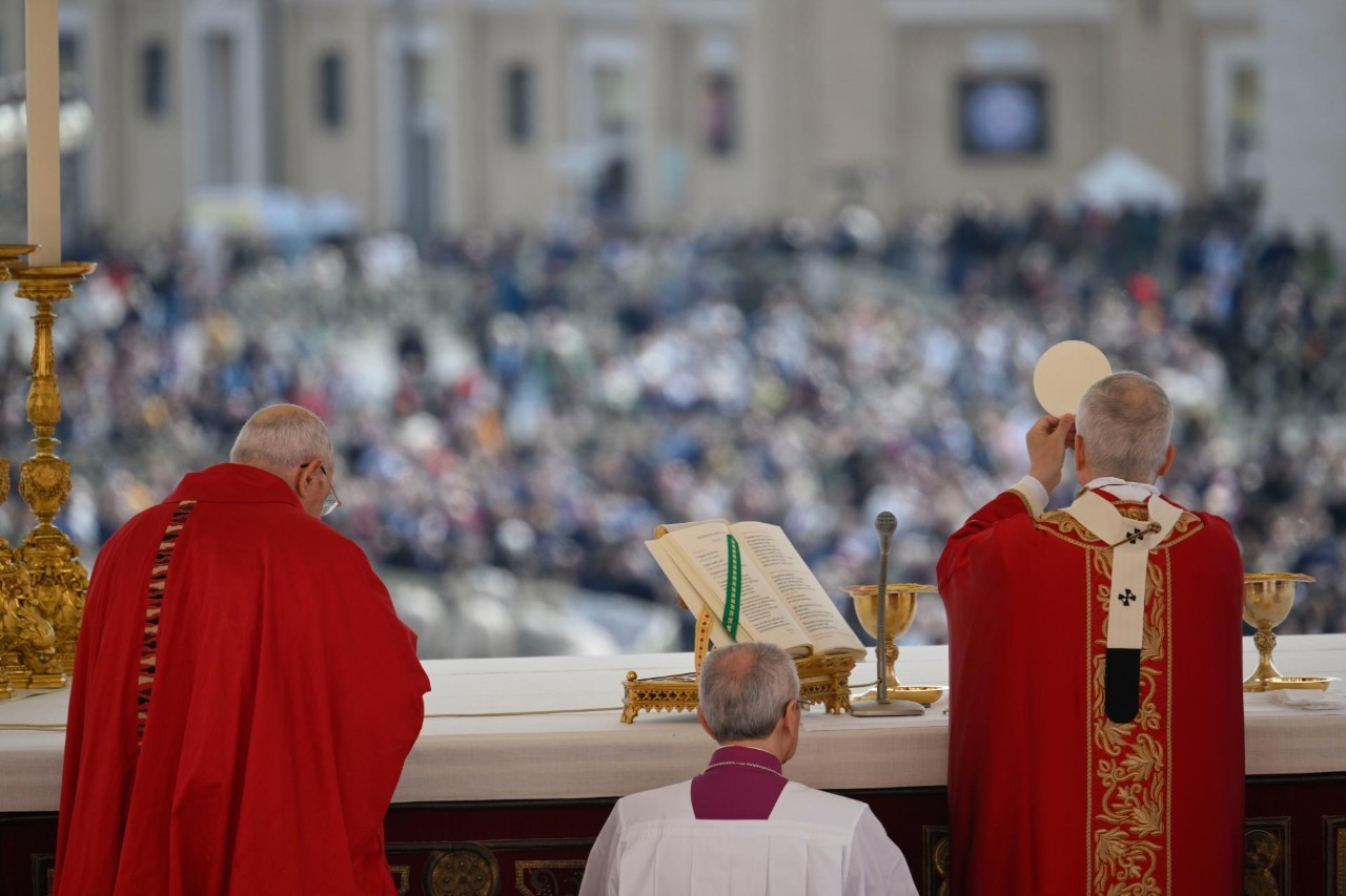 Papa Leone XIV sulla celebrazione eucaristica